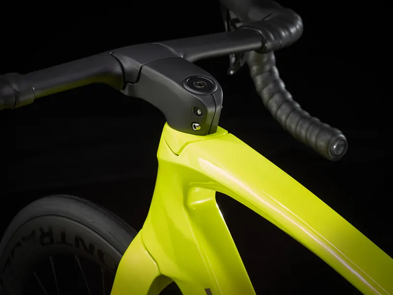 2022 Trek Madone SLR 7 Road Bike Radioactive Coral to Yellow Fade-5